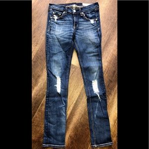 Women’s size 25 rag & bone Capri jeans